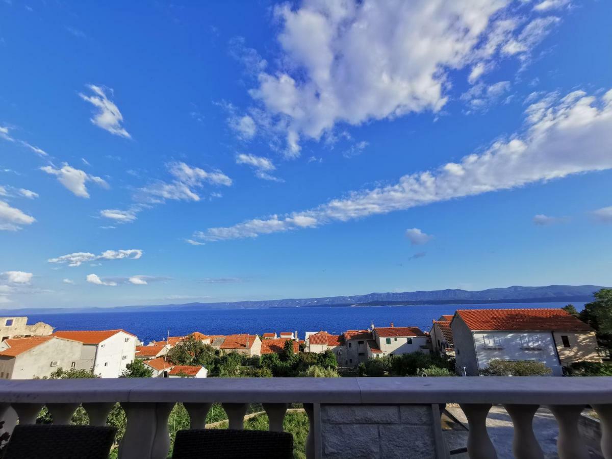 Apartments Fani Bol Eksteriør bilde